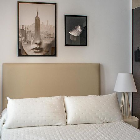 Antonella Suites Fuentes de Andalucía エクステリア 写真